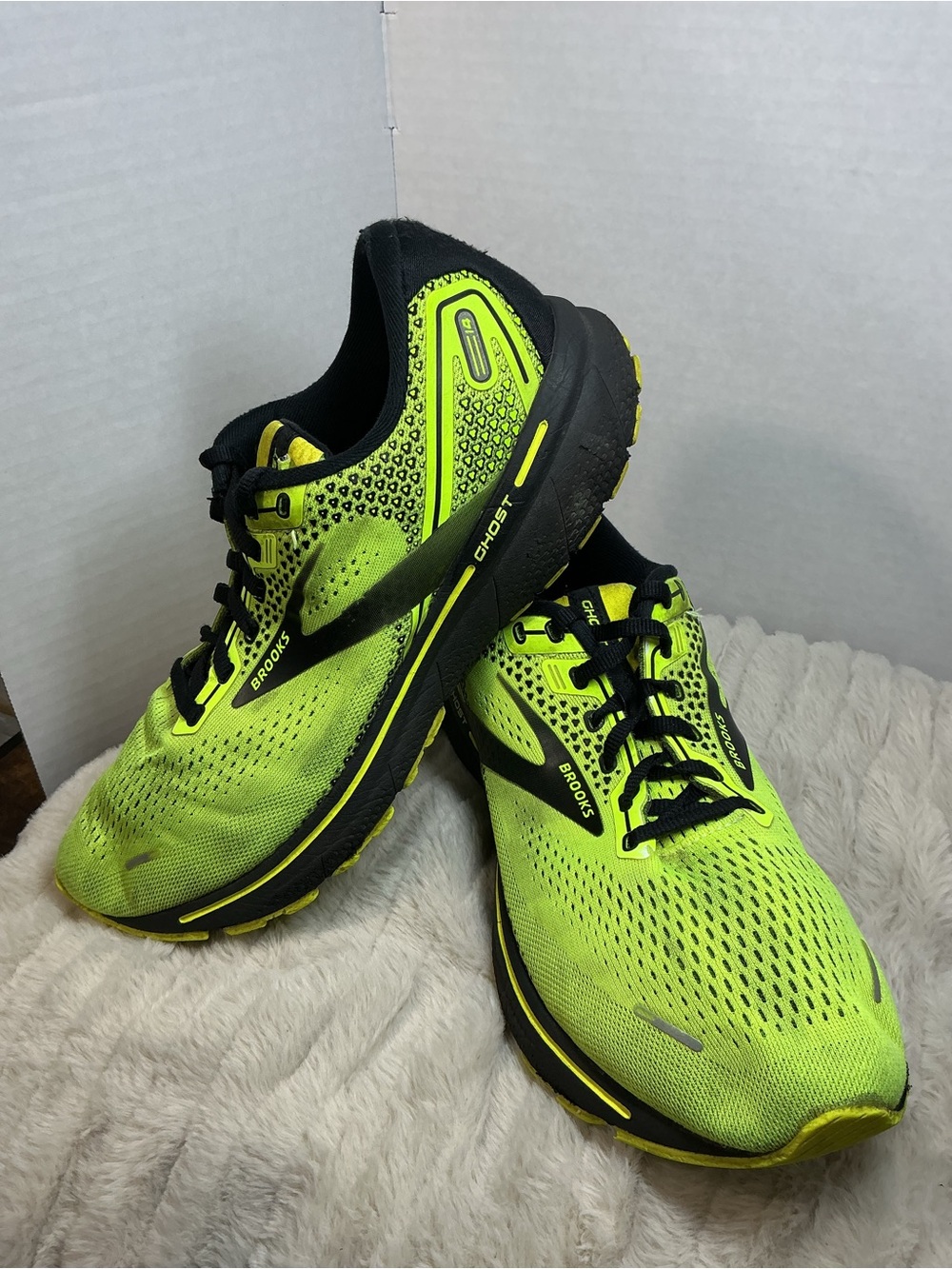 Brooks Ghost 14 Men’s Size 10 Running Shoes Neon Yellow Black 110369-1D-770